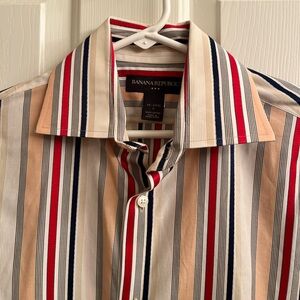 Banana republic small 14-14.5 striped freshly dry cleaned